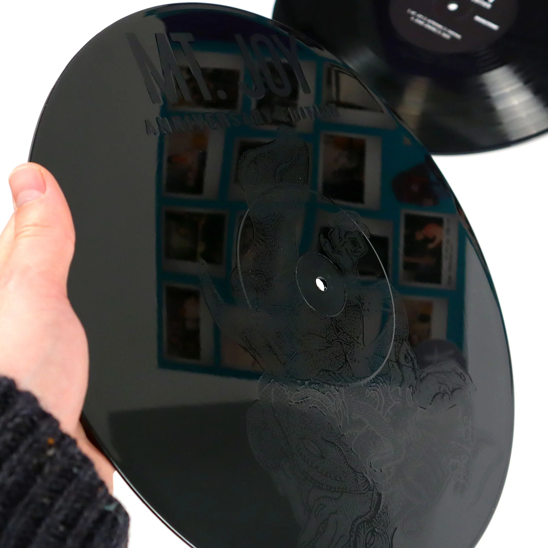Thumbnail 3